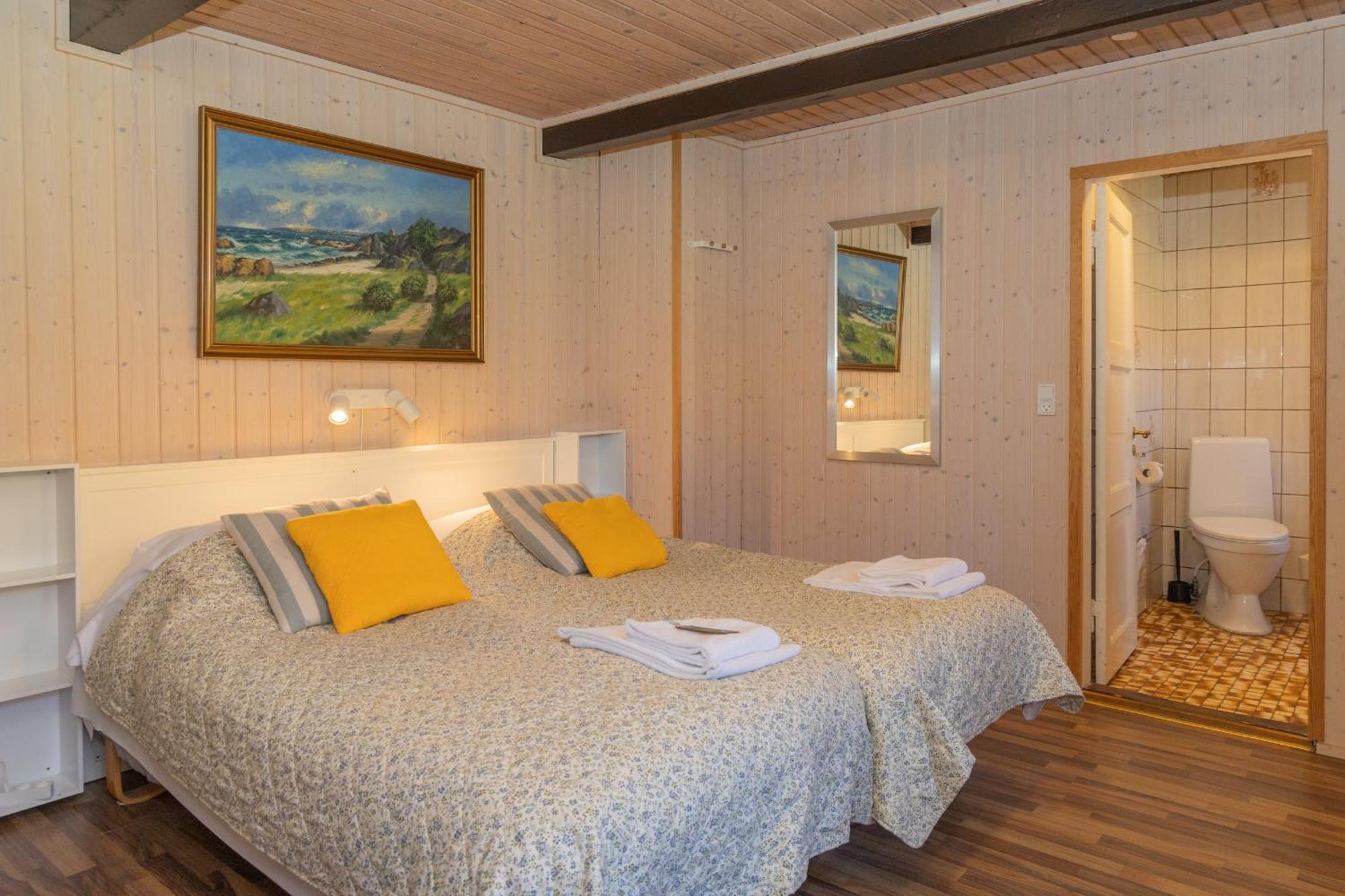 Pension Slaegtsgaarden Allinge-Sandvig ภายนอก รูปภาพ